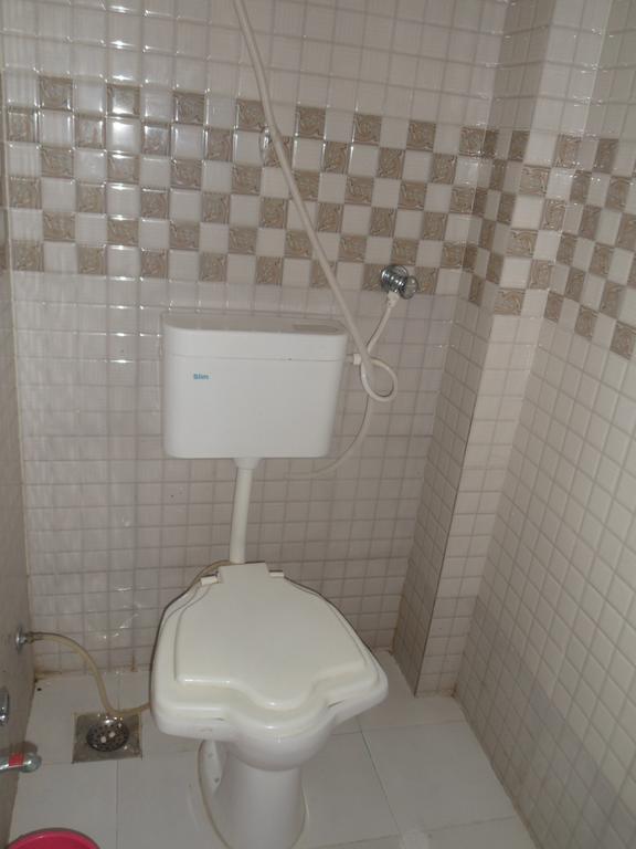 Dwārka Hotel Madhusudan חדר תמונה